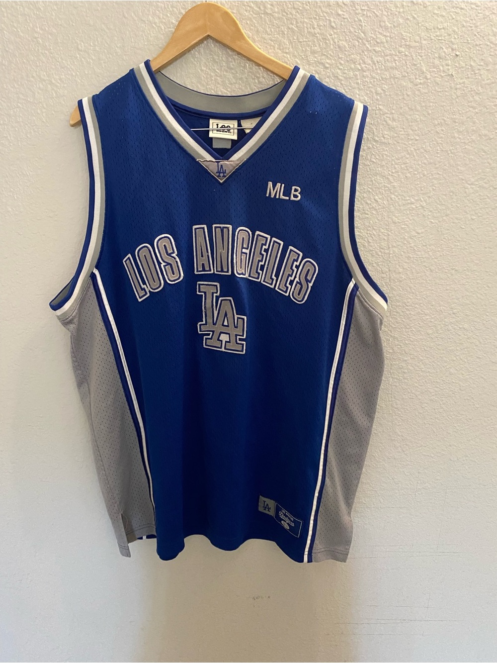 Los Angeles Dodgers Blue MLB Jersey - LA Logo Vintage XL Lee Sport 26” armpit